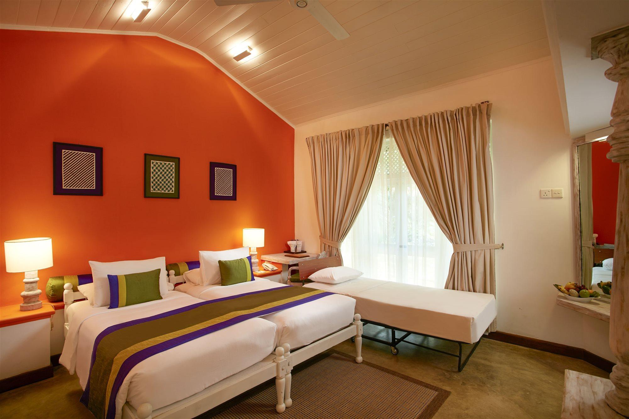 โรงแรมสิกิริยา ภายนอก รูปภาพ A room at the Taj Bengal